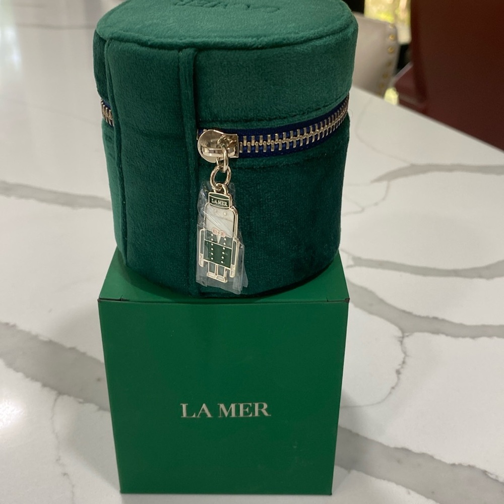 COPY - La Mer case